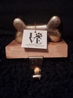 Love Gold Dog Bone Wall Hook - Decorative Pet Leash Hanger